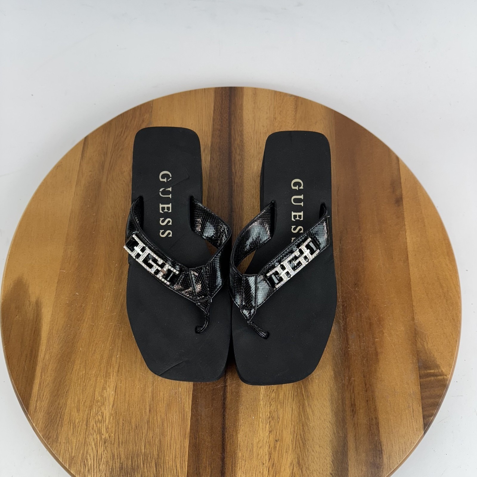 New Womens Guess Elowen Black Platform Thong Wedge Flip Flop Sandals Size 6 M